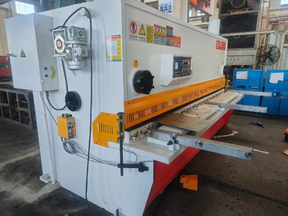 如何选择适合自己的安全光栅？