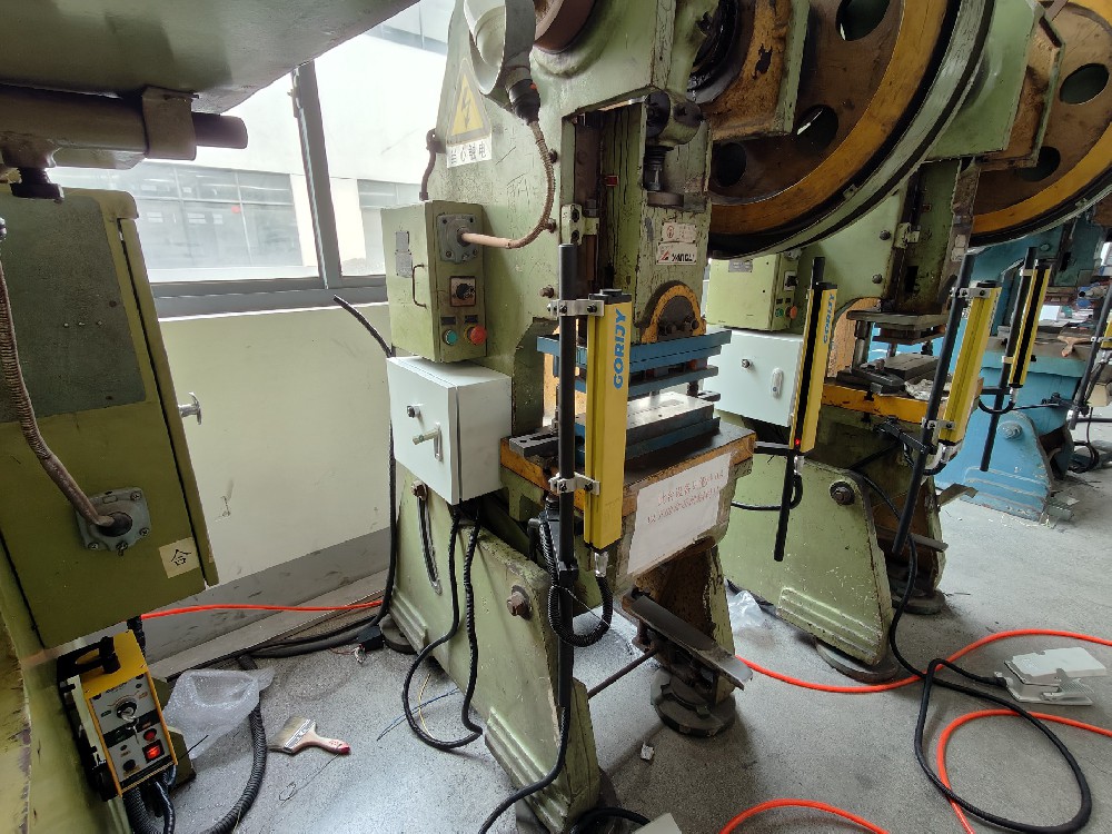 冲床安全光栅的选型应该注意什么？