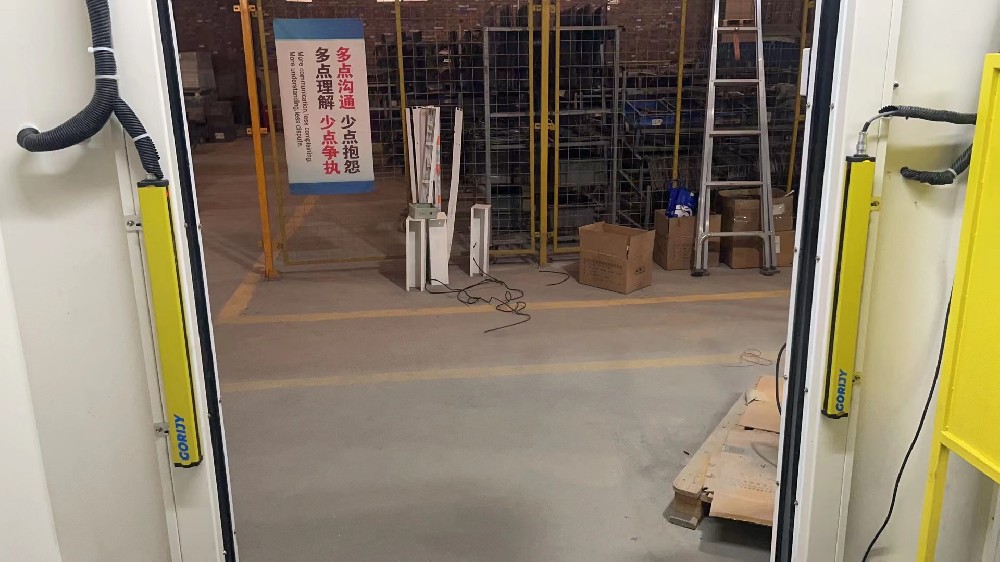 机床设备安全防护，为什么离不开安全光幕？
